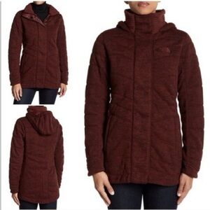 NWT North Face Women's Indi Insulated Parka in Maroon